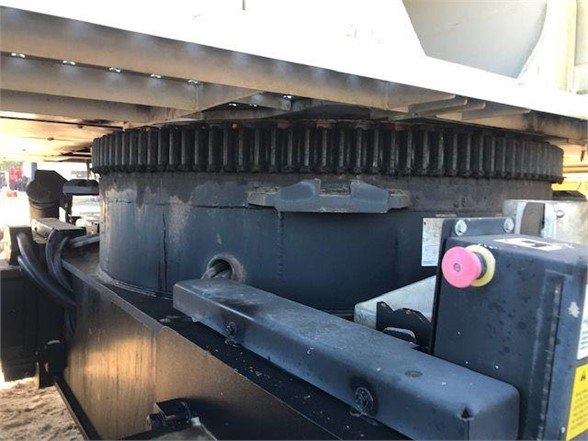 2015 LINK-BELT TCC-1100 - view 7 of 29